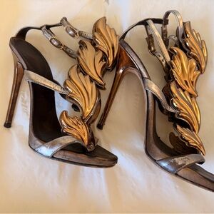 Giuseppe Zanotti Metallic Leaf Embellished Stiletto Sandals – Size 36.5